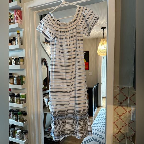 Tommy Bahama Women's Off The Shoulder Linen Stripe MIDI Dress Fringe Hem Medium - Picture 7 of 8